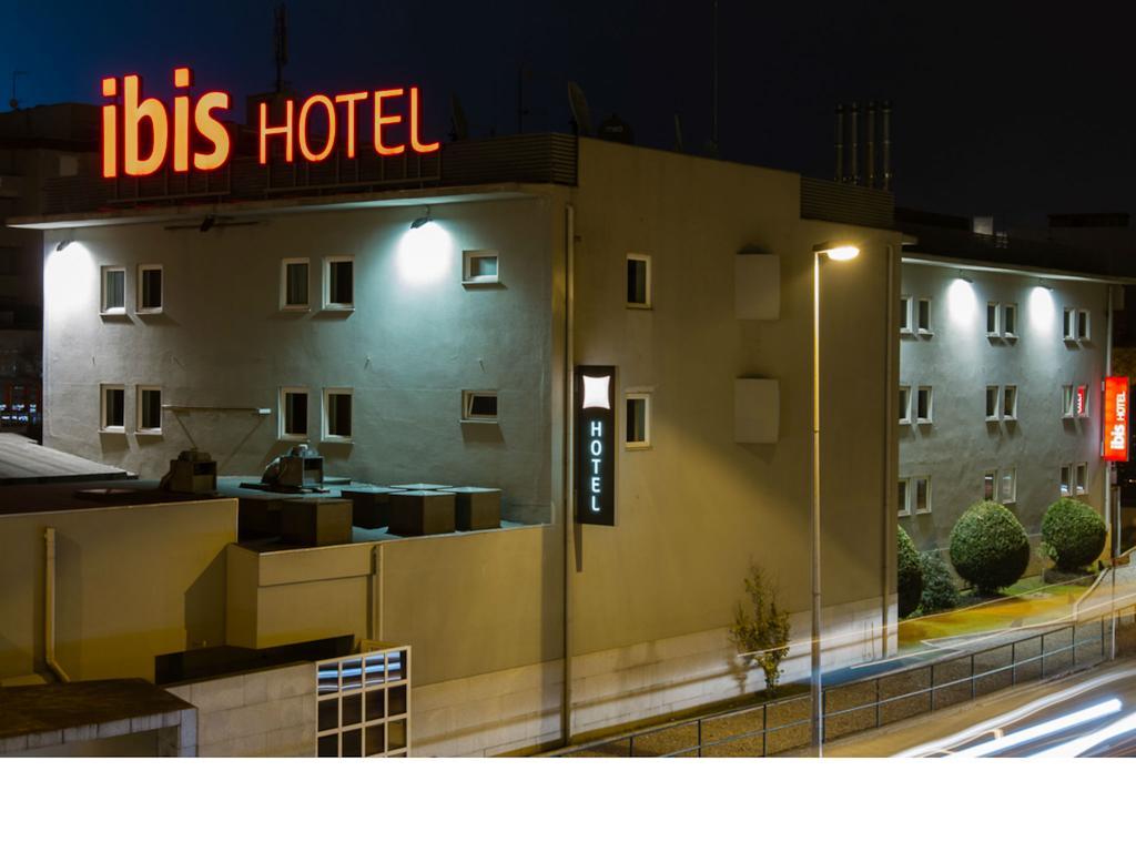 Hotel Ibis Guimaraes Bagian luar foto