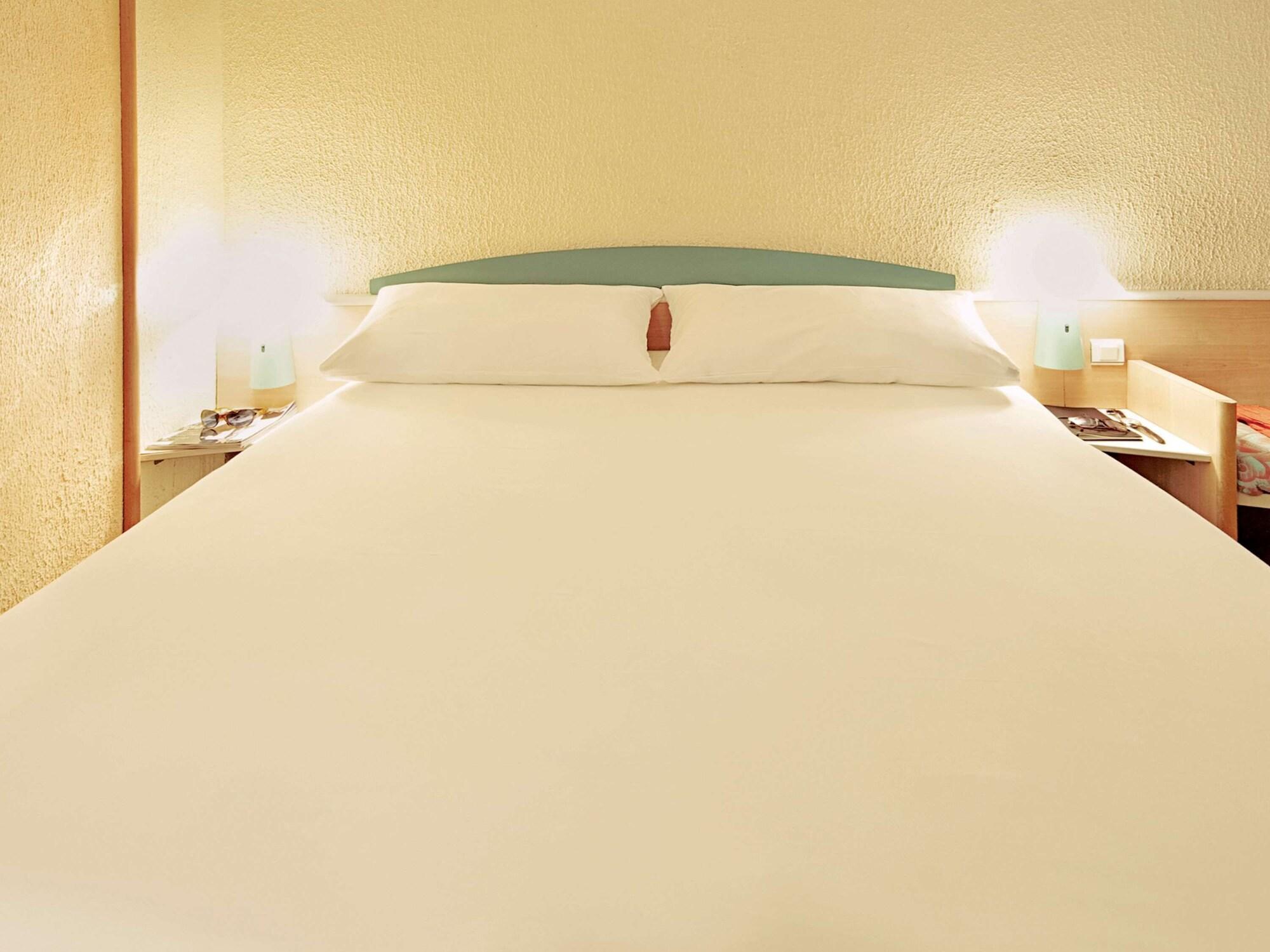 Hotel Ibis Guimaraes Bagian luar foto