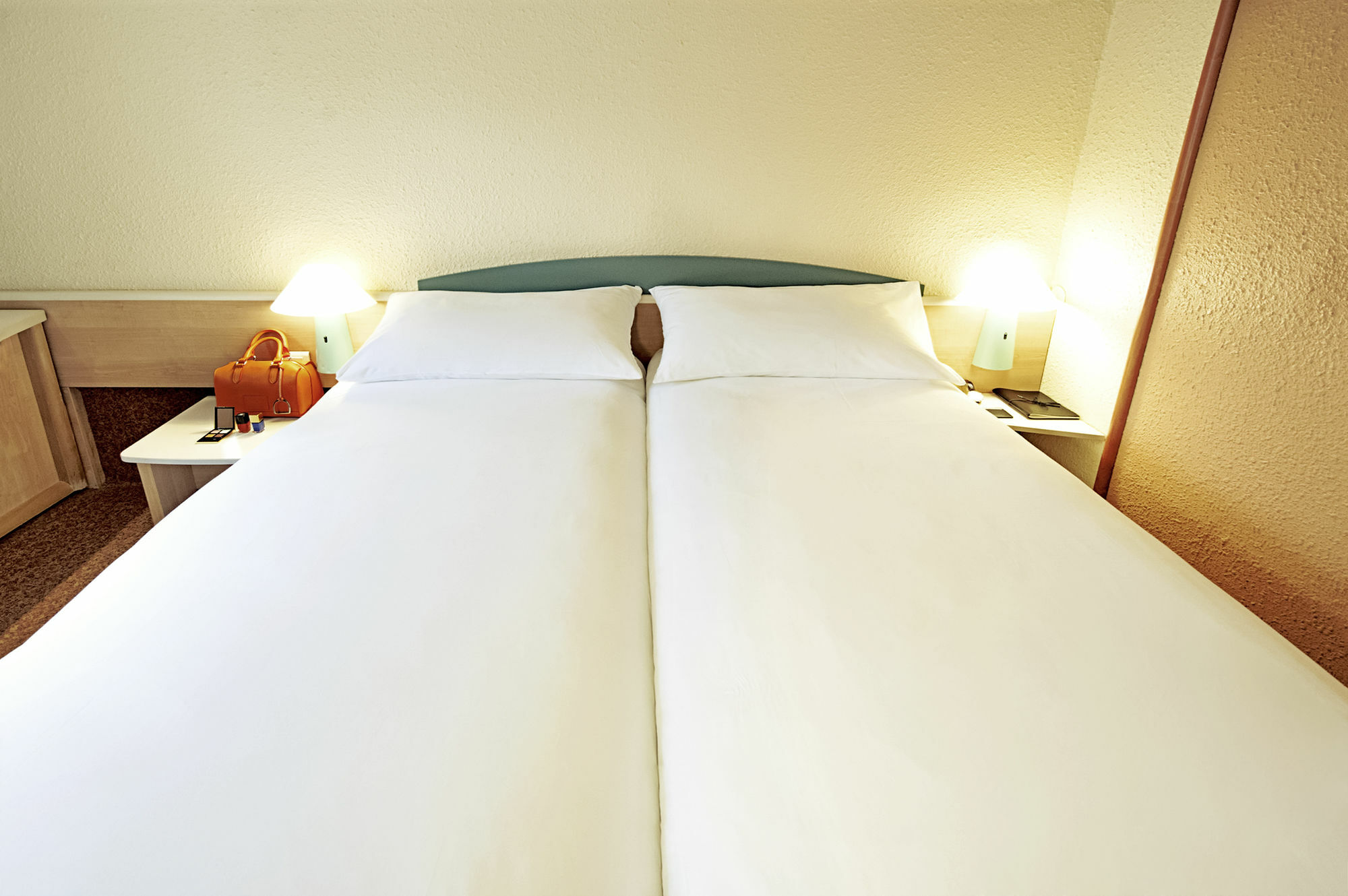 Hotel Ibis Guimaraes Bagian luar foto